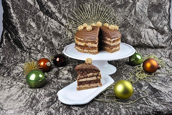 bozicna cokoladna karamela nougat torta vivi 122