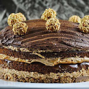 bozicna cokoladna karamela nougat torta vivi 33