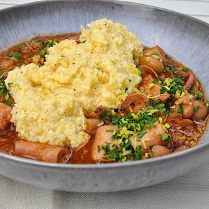 hobotnica s fizolom in gremolato polenta2