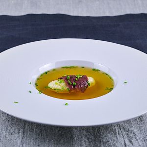 bistra zelenjavna juha zdrobov cmok gosja prsa4
