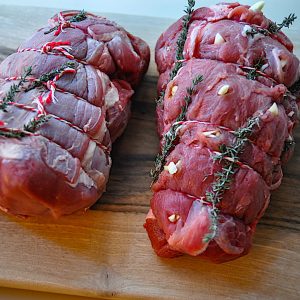 zvita telečja pečenka našpikana2