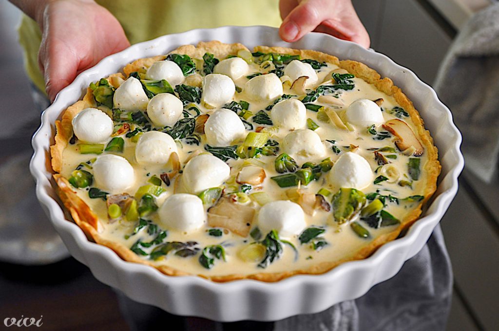 pomladni tarte z mocarelo priprava