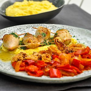 polnjeni lignji paprika polenta3