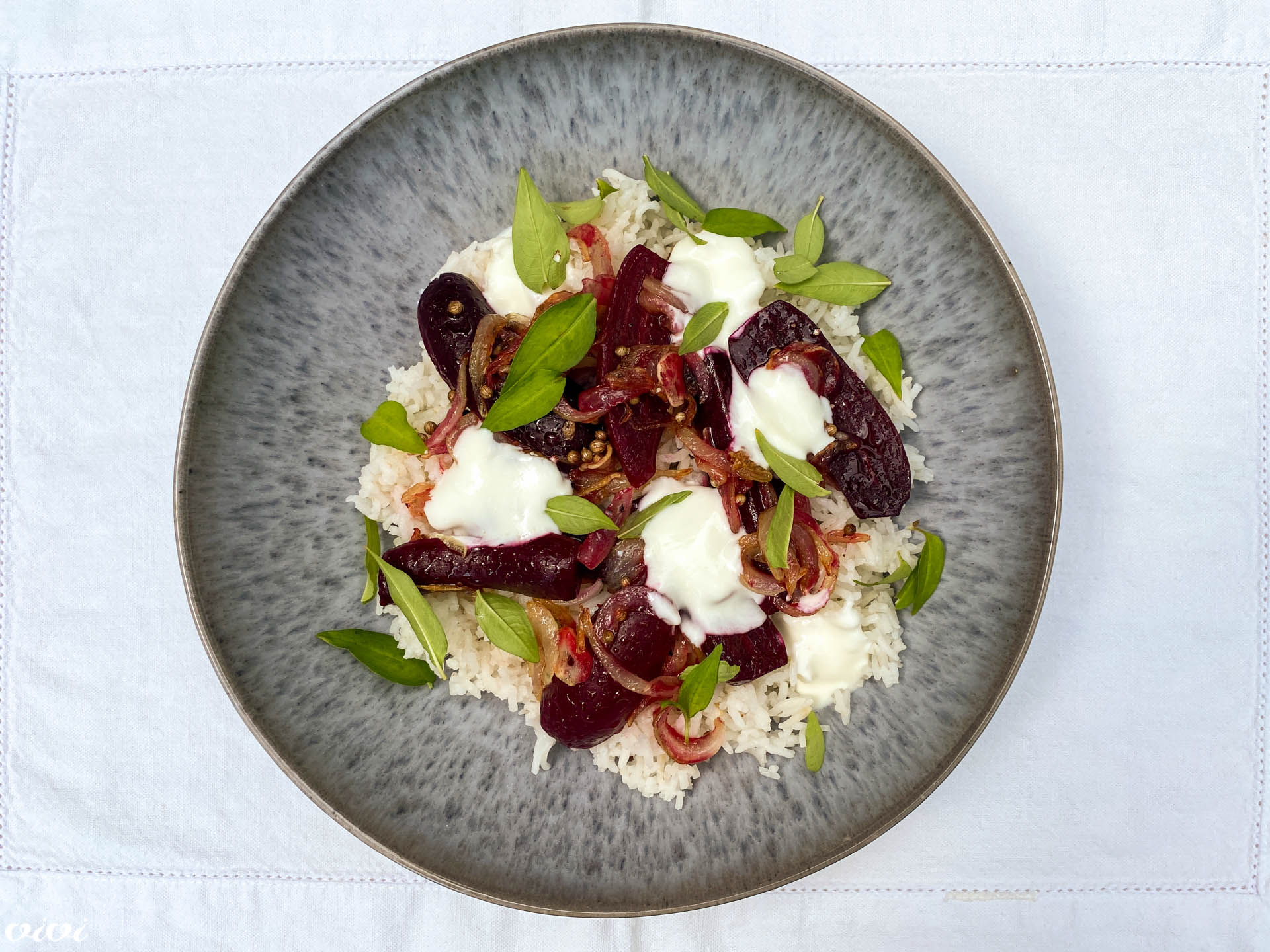 rdeča pesa s čebulo na basmati rižu1