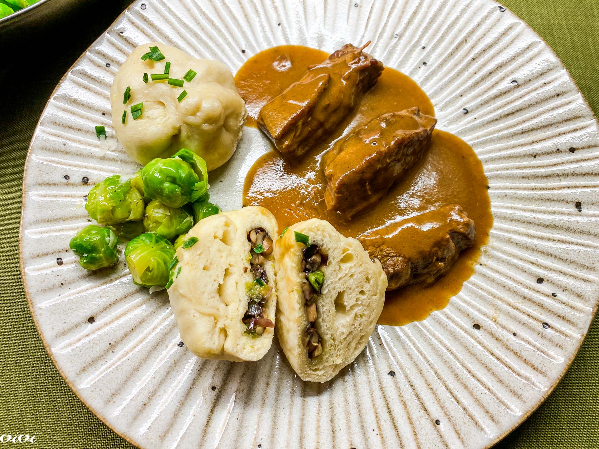 goveja rebra in hon bao010