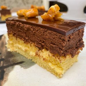 čokoladno karamelne rezine z arašidi8