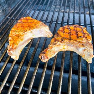 Kotleti na žaru s češnjami022