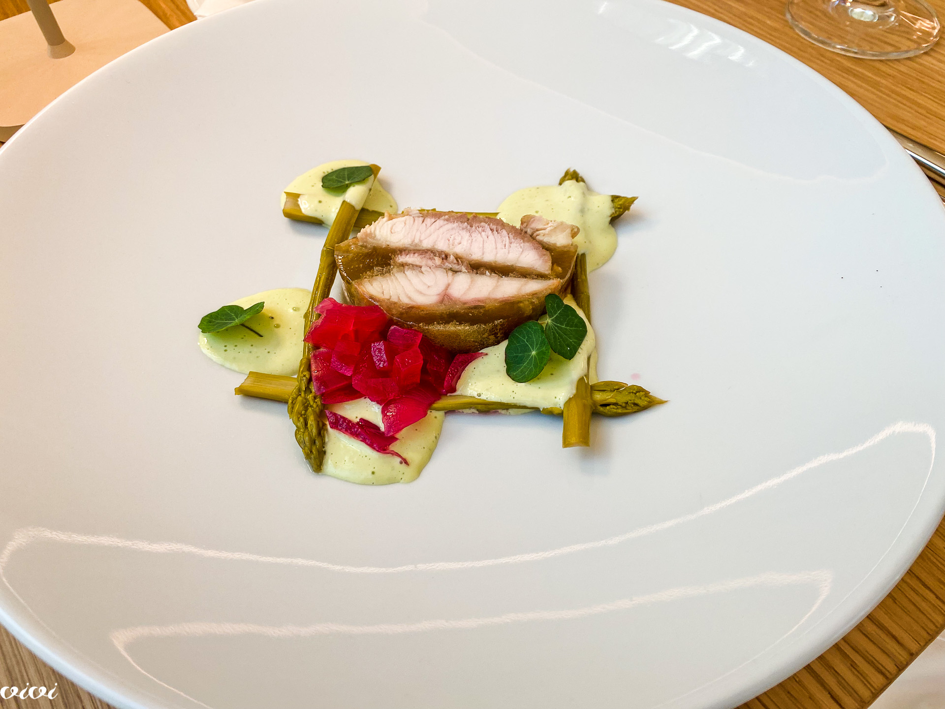 Robin, tlačenka dimljenega jesetra1