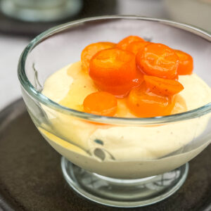 Beli čokoladni mousse, kumkvatova omaka29