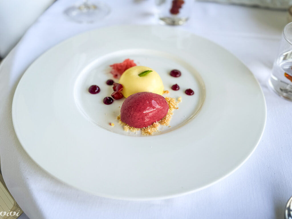 Gostilna pri Lojzetu, pomlad24, češnje in jogurt1