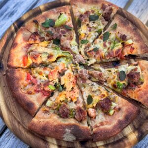 Pizza, zelje in salsiccia 23