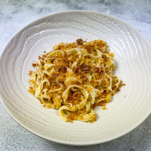 Široki rezanci z botargo in panko drobtinami3