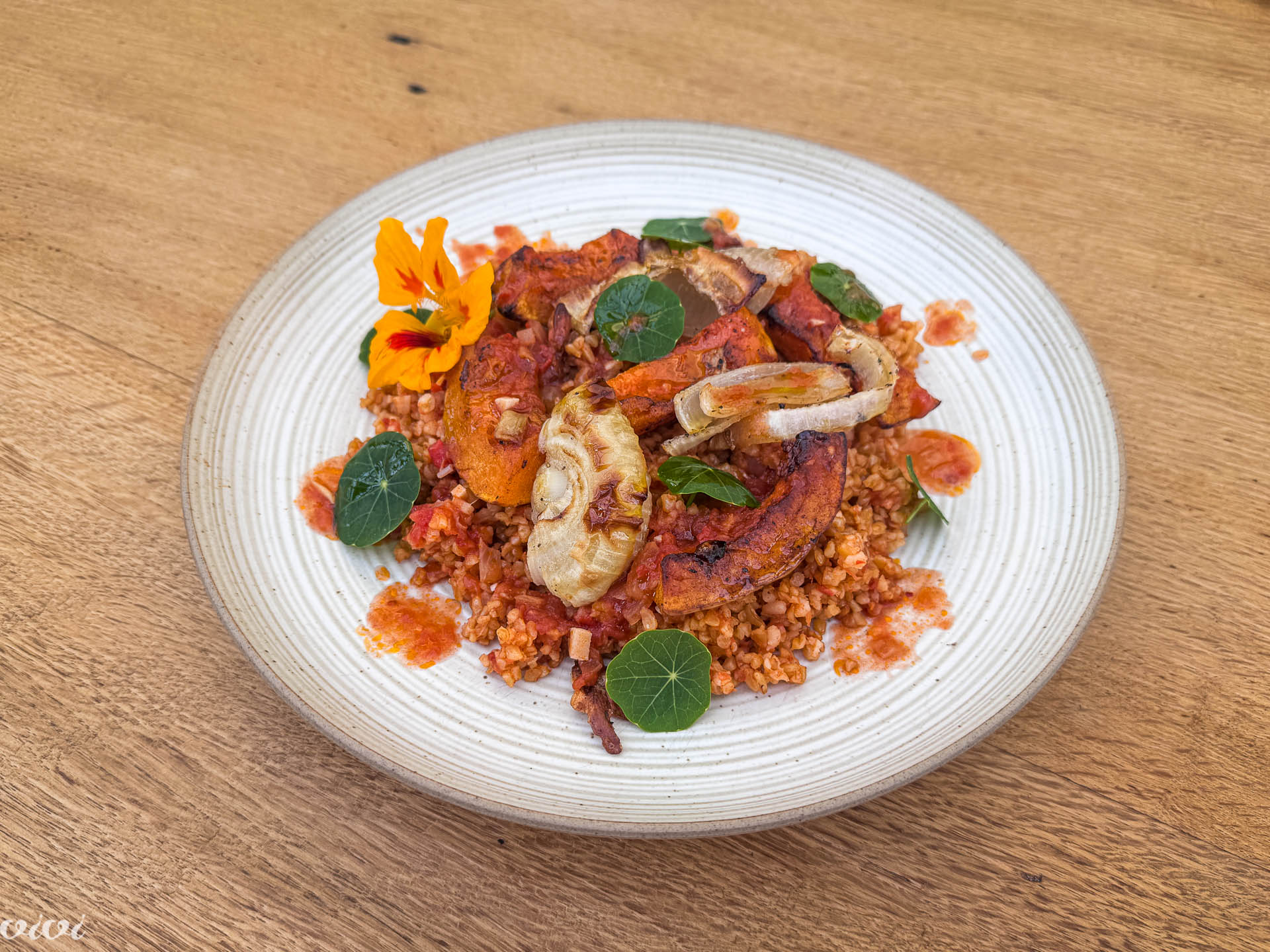 Bulgur s pečeno bučo in paradižnikovo omako8