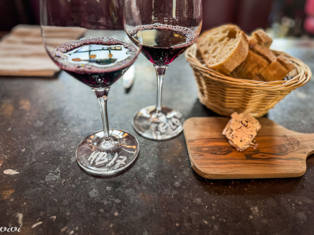 Cafe Lavinal, Lynch Bages vina7