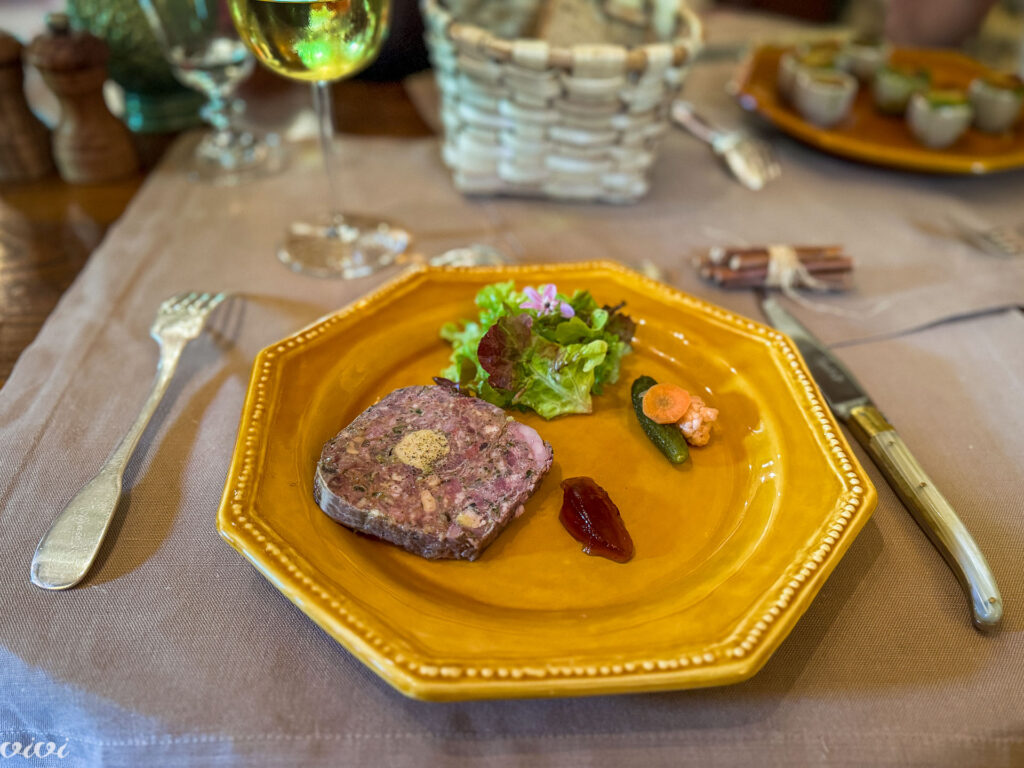 La Ferme aux Grives, Le Pâté Ménager Grande Tradition de Cochon, Volaille, Foie Gras et ses Pickles4