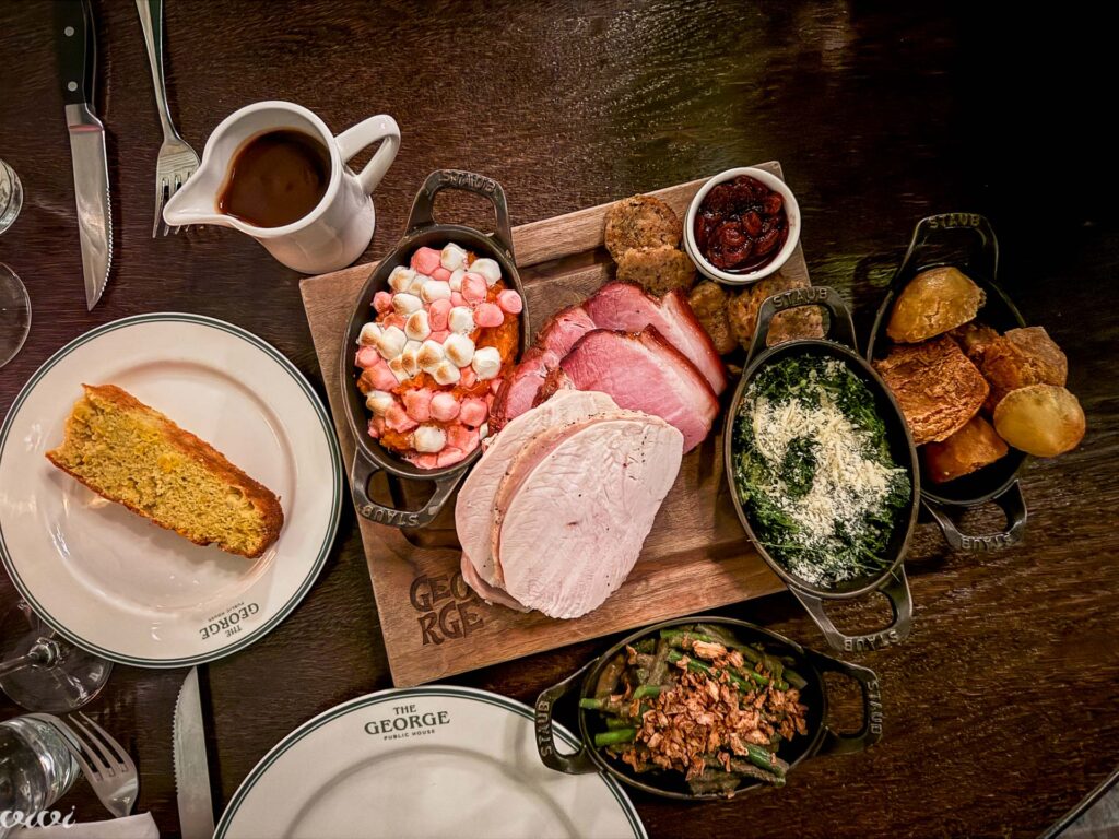 The George, London, Thanksgiving, družinsko kosilo