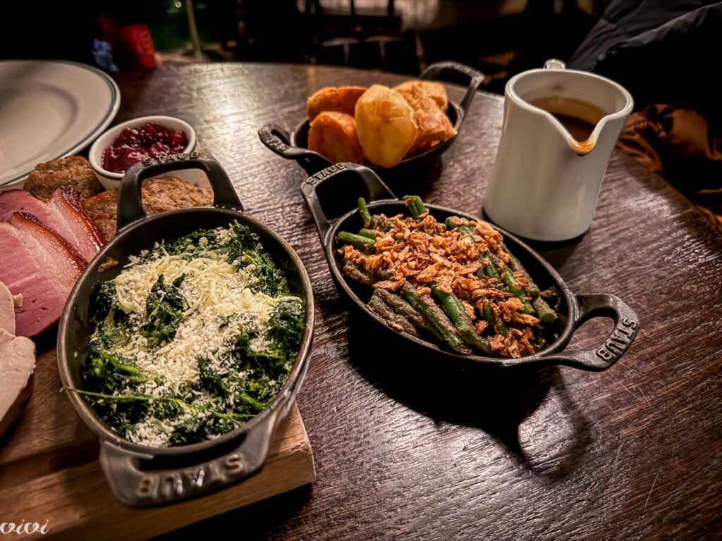 The George, London, Thanksgiving, družinsko kosilo, priloge