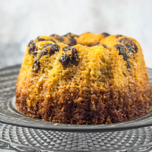 Malva puding z brusnicami in ingverjem2