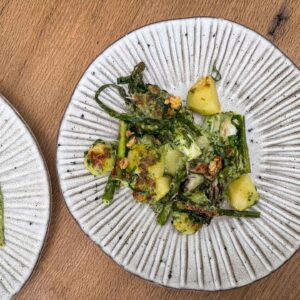 Čemaž in krompir s šparglji in orehi iz pečice51