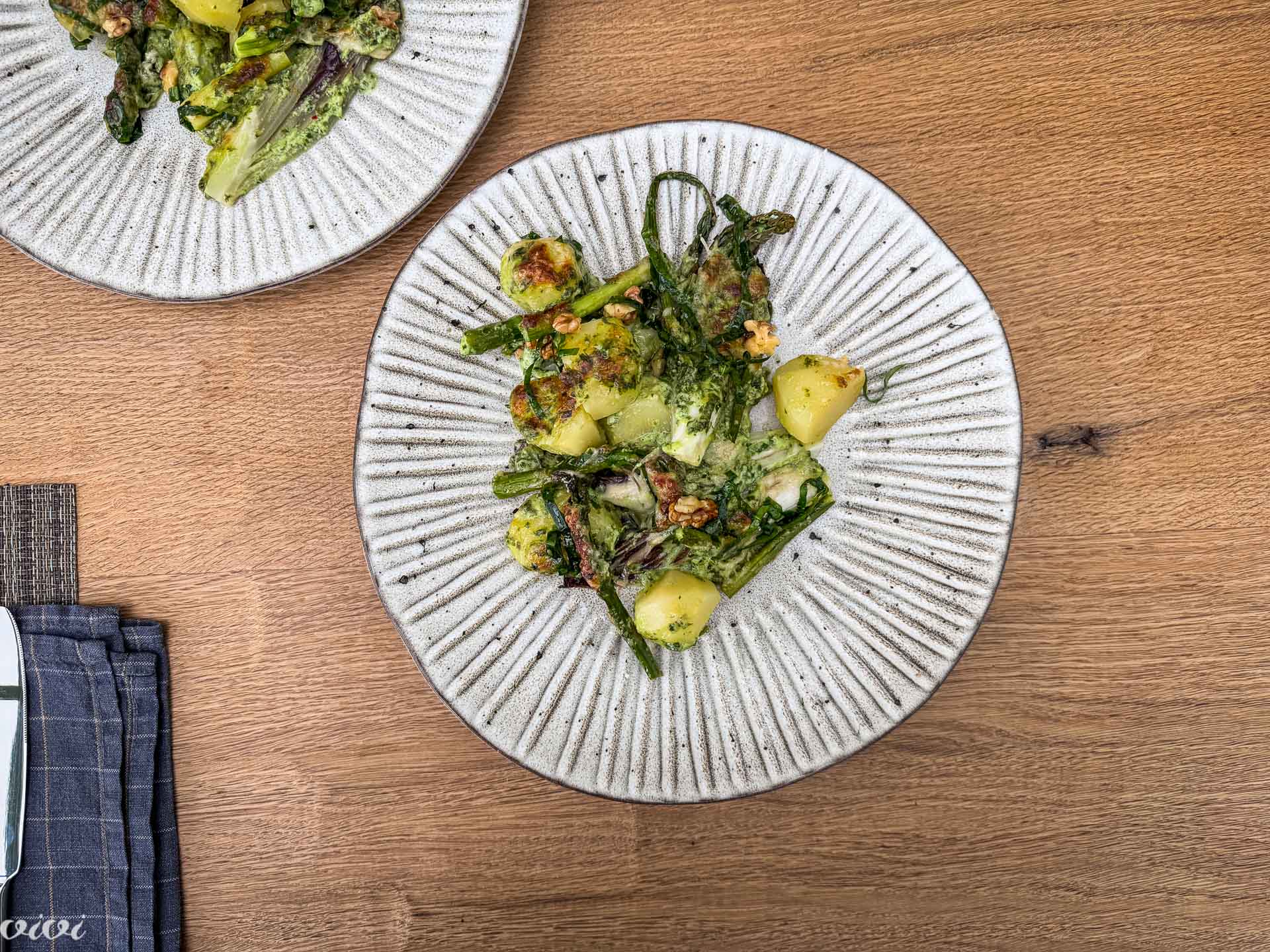 Čemaž in krompir s šparglji in orehi iz pečice58