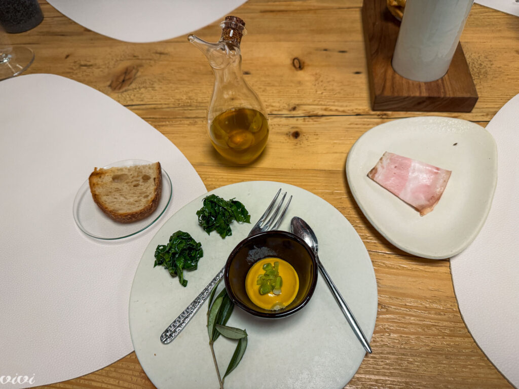 L'Asinello, pogrinjek, crostino
