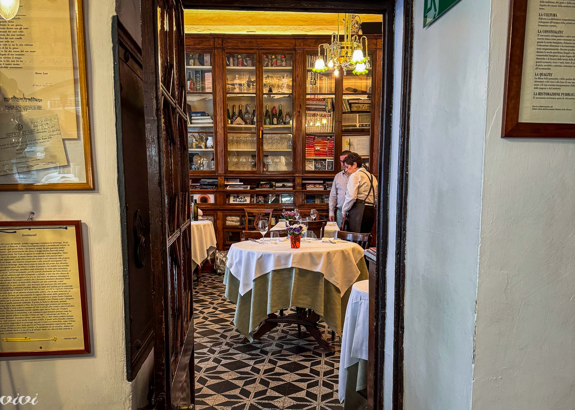 Osteria Le Logge, Siena, pogled v jedilnico
