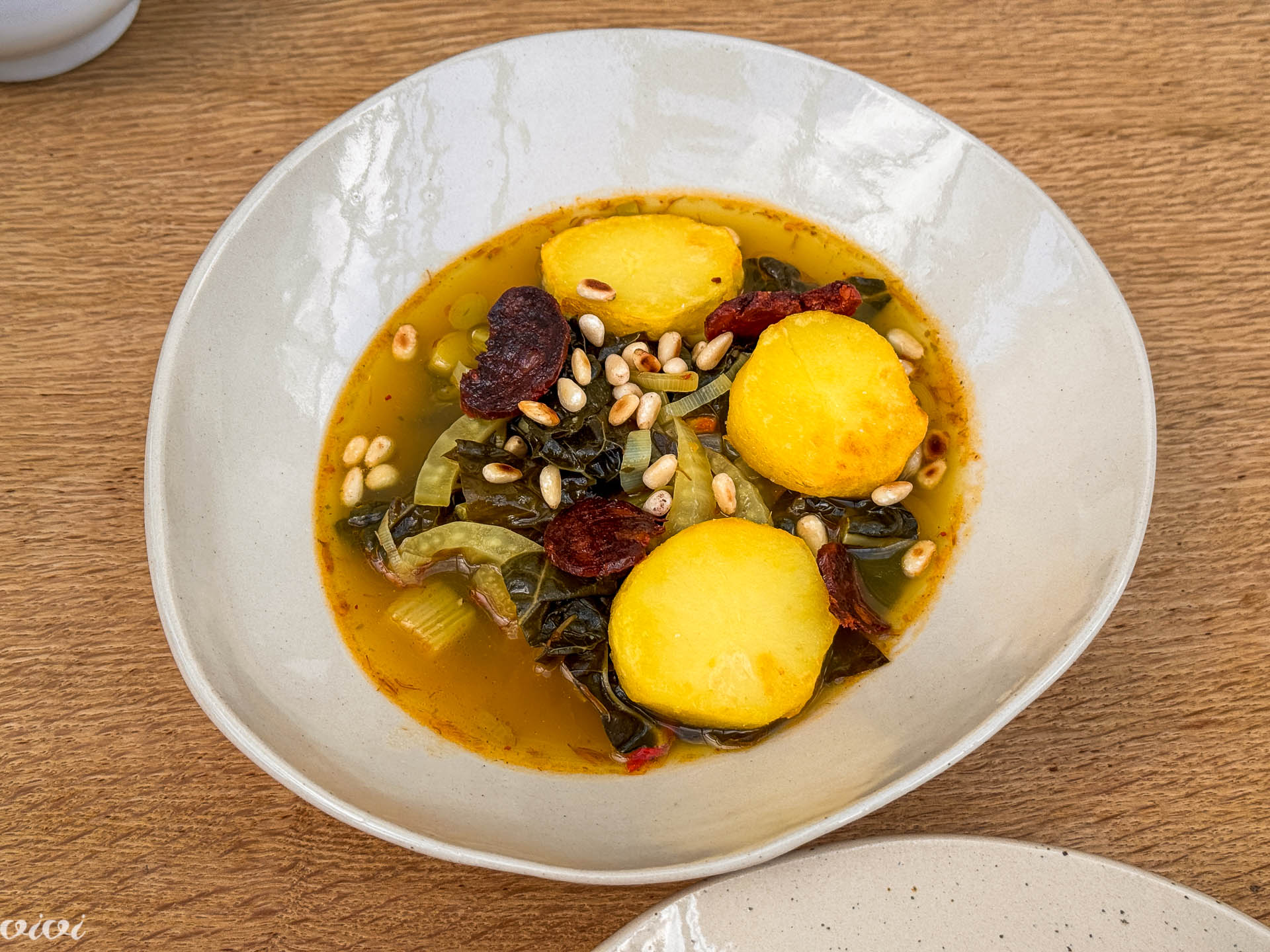 Portugalska ohrovtova enolončnica s koromačem10