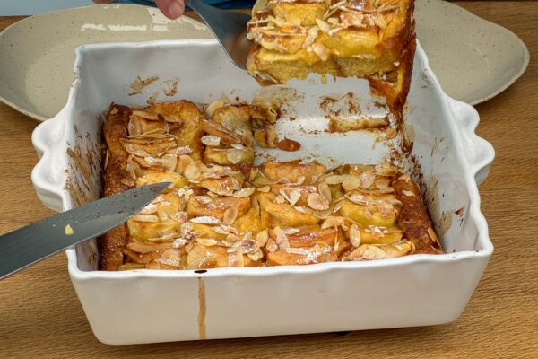 Krofov narastek z jabolki in mandlji33