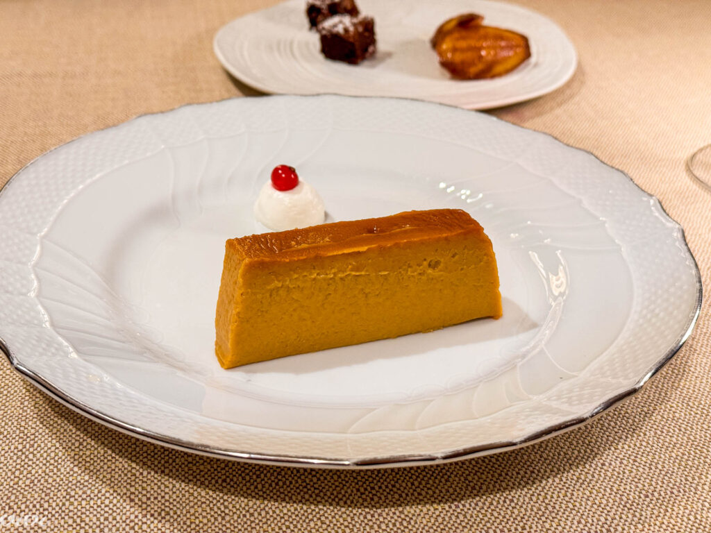 Al Cambio, latte in piedi