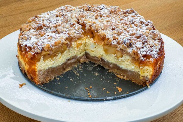 Skutni kolač z jabolki23