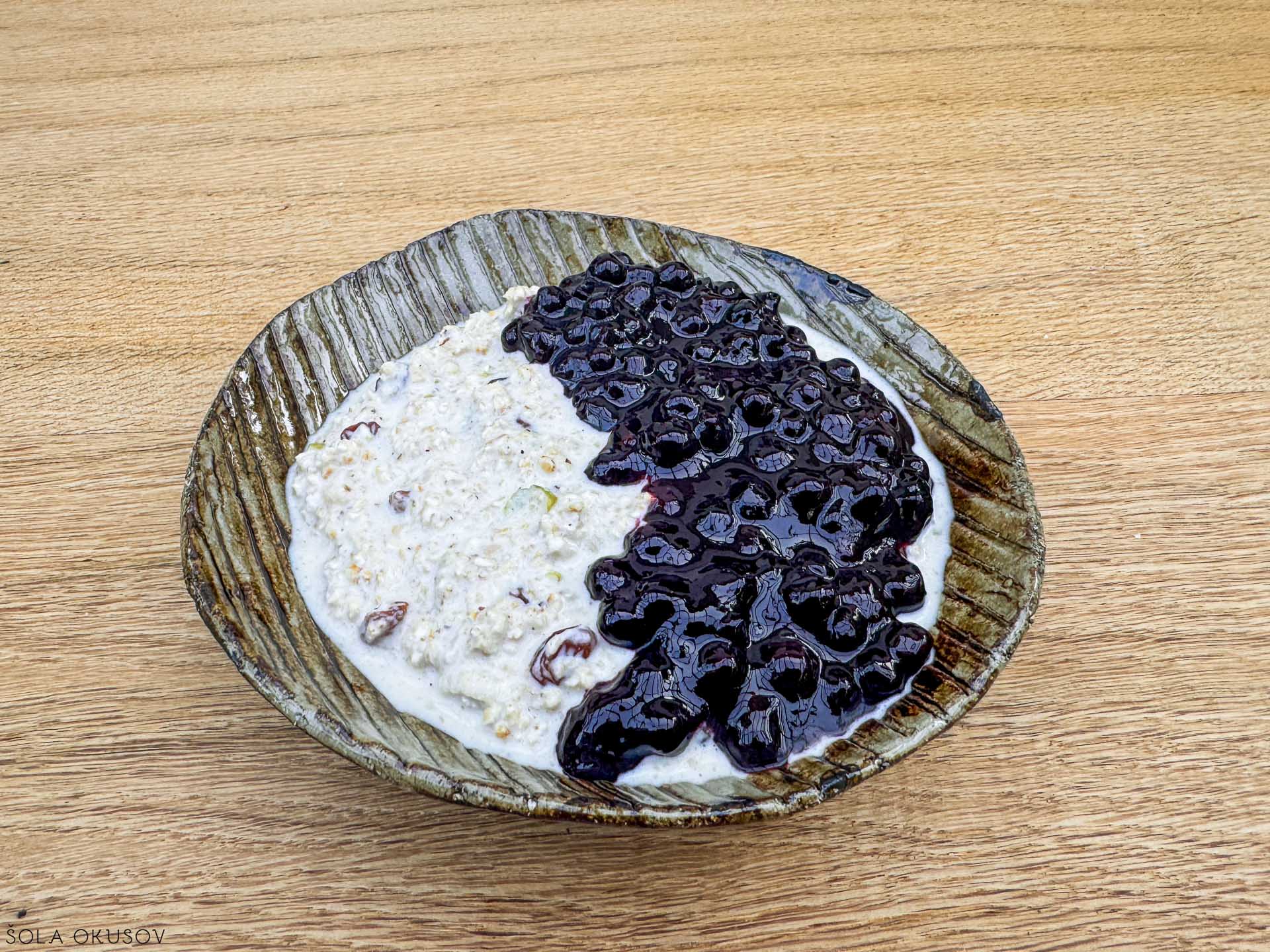 Bircher müssli z borovničevim kompotom18