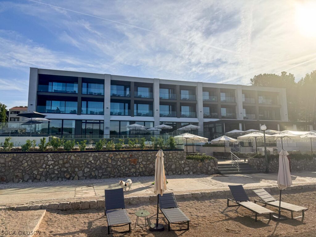 Hotel Isolano, Cres, na plaži3