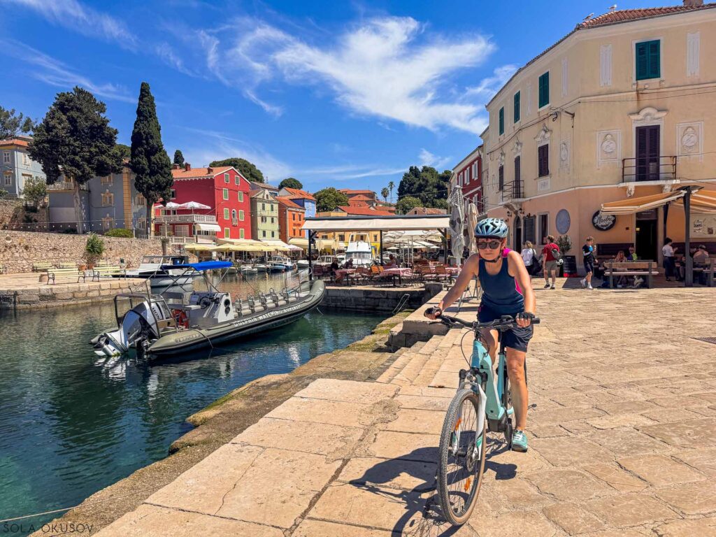 Veli Lošinj, kolesarjenje
